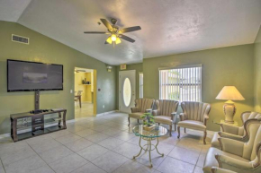 Sunny Port Orange Escape about 3 Miles to Beach!